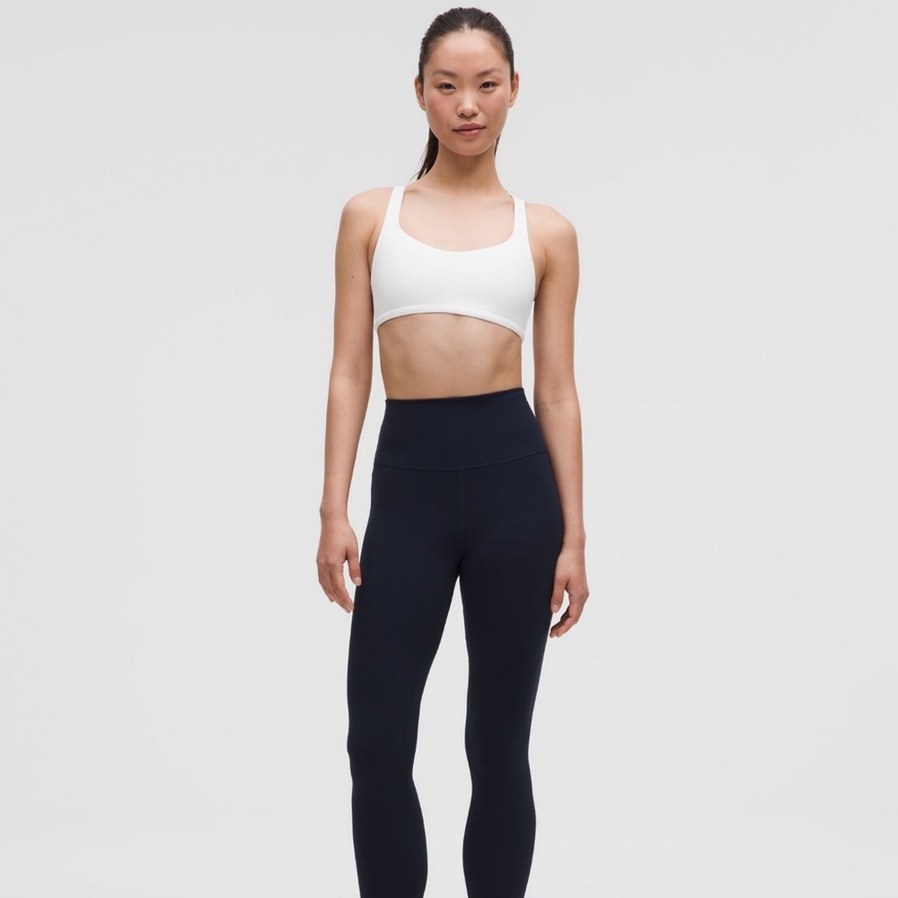 Lululemon free to be bra - Picture 3 of 4